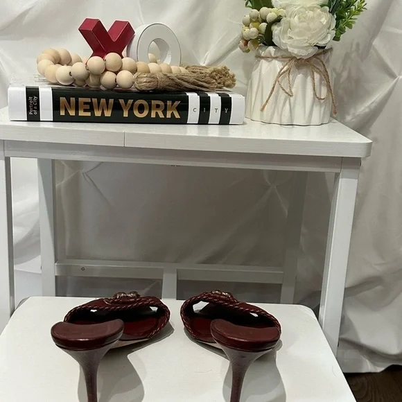 Gucci - Picture 6 of 6